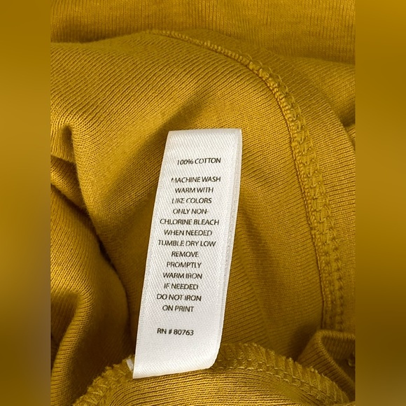 VS Tee Shop T-Shirt - Picture 4 of 4